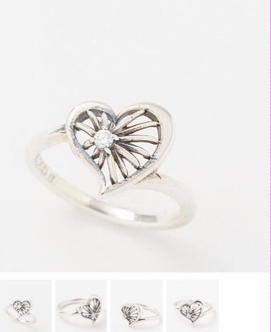 BrancocoItaly's tweet photo. 情熱的な太陽のパワーを放つ
AMOR LUCIFERシリーズのネックレス&amp;リング💫 http://t.co/jYZTxRvz7p