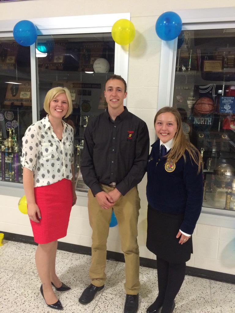 CynthiaRagain's tweet photo. Grace receiving Farmers Feed America scholarship at tonight's FFA Banquet http://t.co/W277Ld4kDk