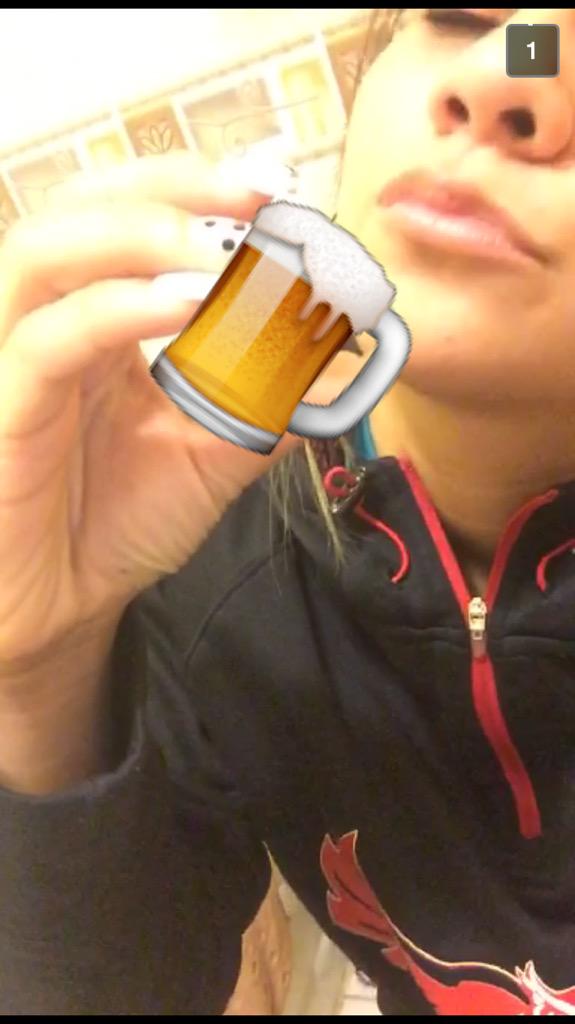 stefaniefields's tweet image. #replychug