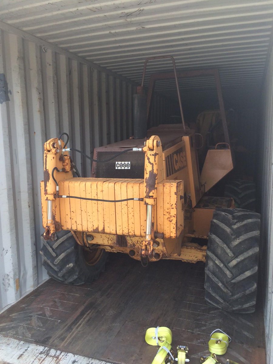 CelticShipping's tweet photo. loading these in Michigan today for shipping via Detroit, Montreal and the great lakes to Dublin. http://t.co/acS4qekAdm