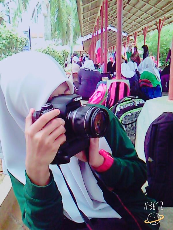 NurKirinna's tweet photo. Detik detik bahagia yang Ku alami bersama kawan http://t.co/ceIplZBhyv
