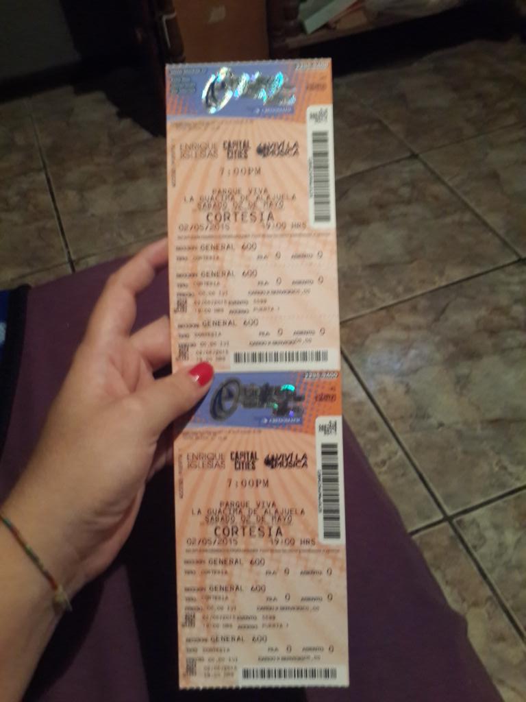 melina24401087's tweet photo. @MiTarjeta yo quieroooo 🙌🙌🍀🍀#PromoCredomatic http://t.co/8aDEIVO10W