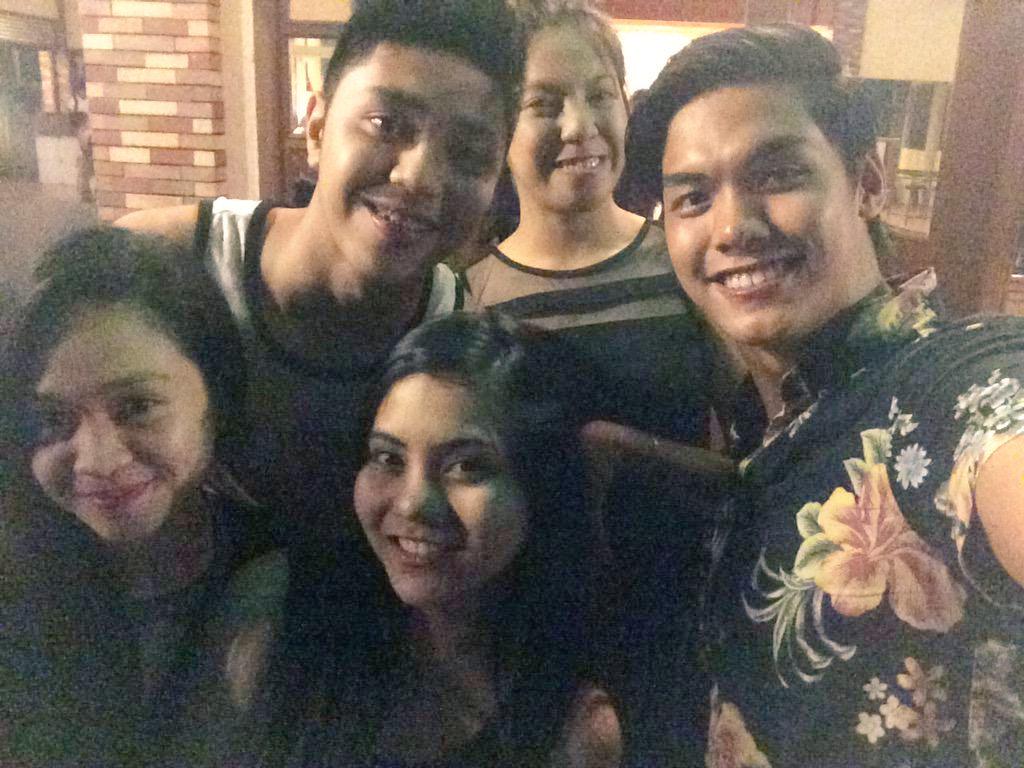 alfortecloe's tweet photo. Best Night Ever :))) with @PatMacariola @sherrycarale @ChellyAquinooo @Piolready @gabislab #Patily@18 #unforgetable http://t.co/gEkXlxqtbL