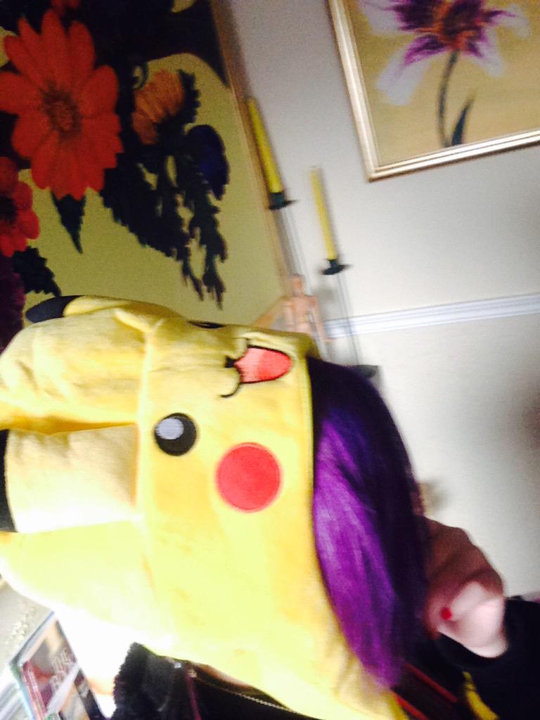 NickyRawRs tweet picture