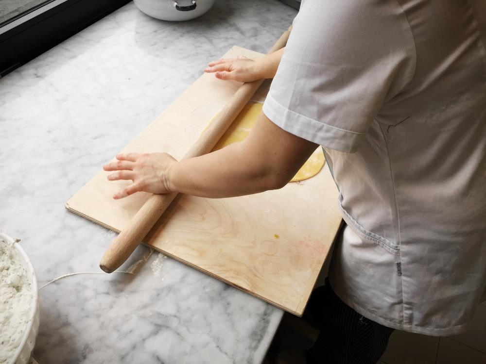 Ravioli in preparazione alla Pescheria! 
ow.ly/M095T 
#tradizione #ravioli #pasta #homemade