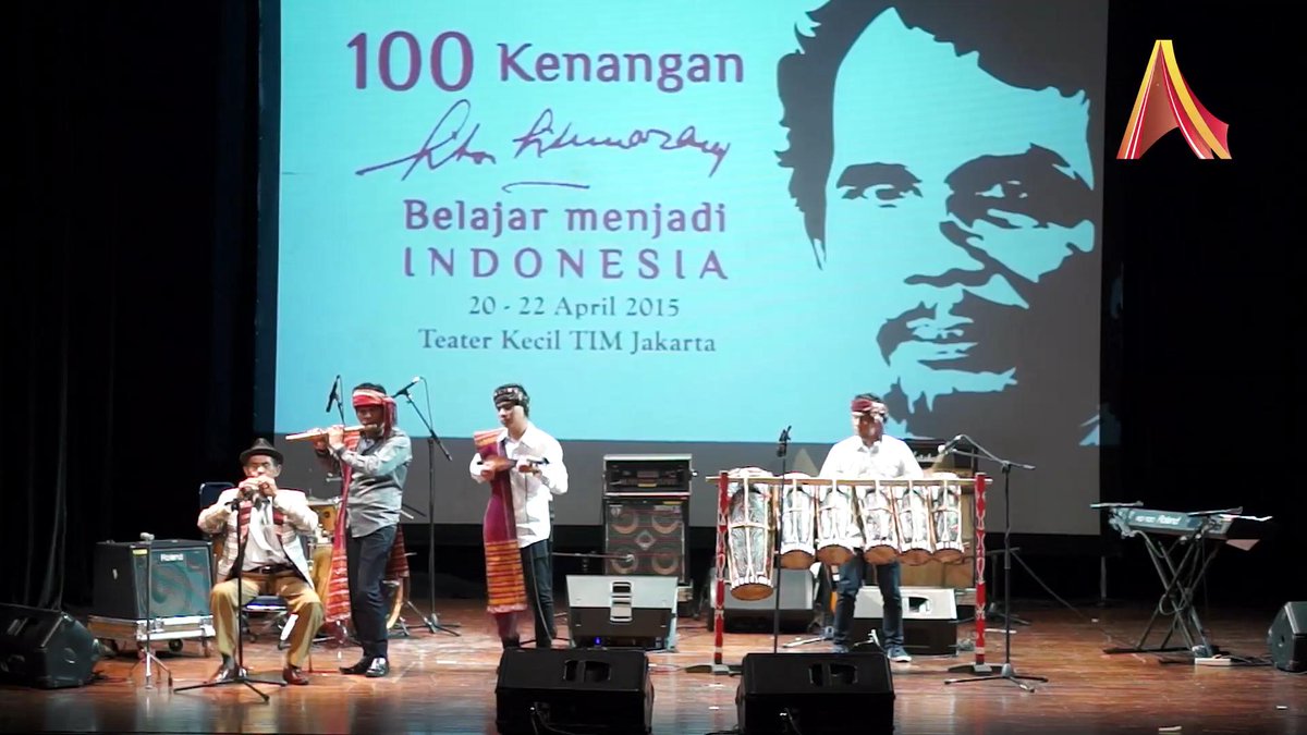 AlineaTV's tweet photo. @AlineaTV: Semangat Juang Sitor Situmorang dapat dijadikan sumber inspirasi bagi  Indonesia http://t.co/lBRATrB8iJ http://t.co/HQLQwxrtev