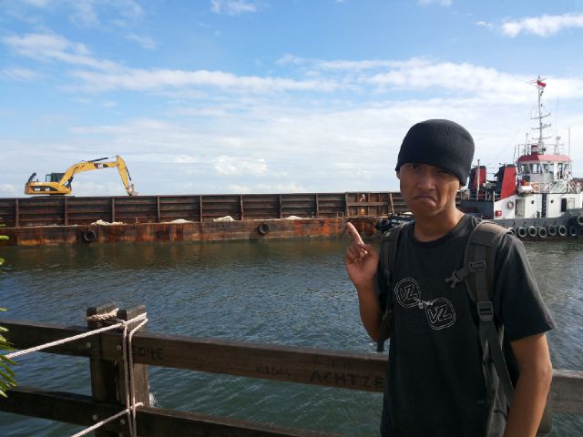 Pada bebacot yg jauh2 disekitar ini aja udah terjadi "<a href="/ChimieTbilly/">Slap Bass</a>: <a href="/Nakool13/">✗ Yaa Abati ✗</a> Ini ANCOL! Dimana para pemberontak "