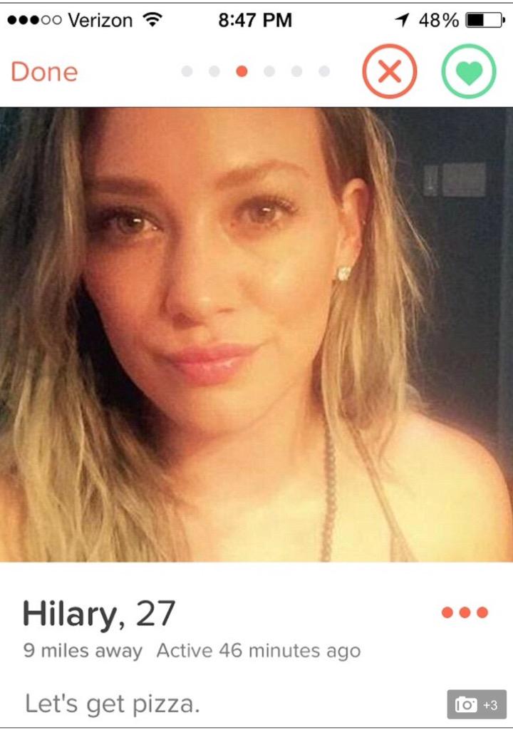modelinthebath's tweet photo. Do you like eating pizza in the bath @HilaryDuff? #Tinder #datingapp #dating #SoulMate #LoveCantWait #modelinthebath http://t.co/2Y4TAj2hTg