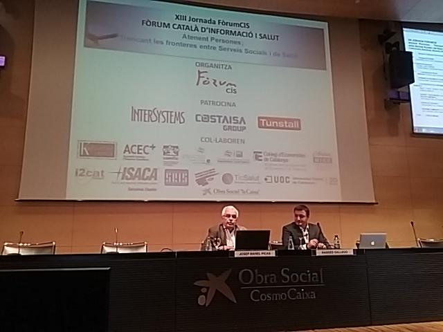 OliviaCuenca's tweet photo. #forumcis @jmpicas i ramses gallego. Inauguracio http://t.co/eXn82LWYOS