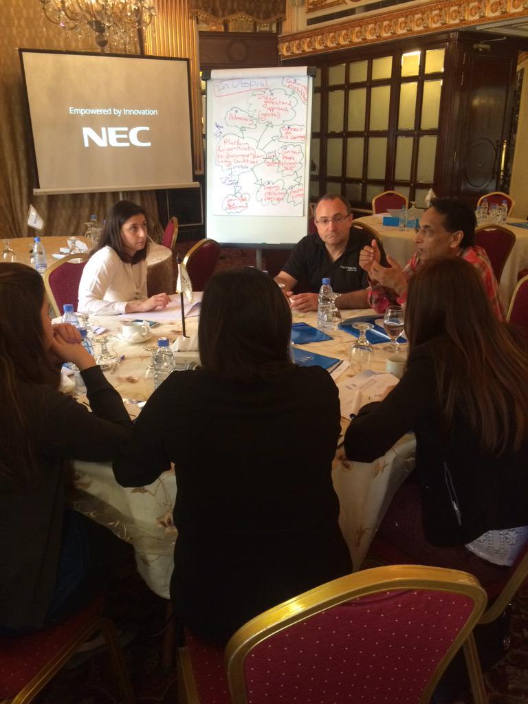 ArabsDigPH's tweet photo. @alinegermani and the mental health group taking in expert feedback #aubevents #ArabsDigPH http://t.co/9hAOuUFn4T