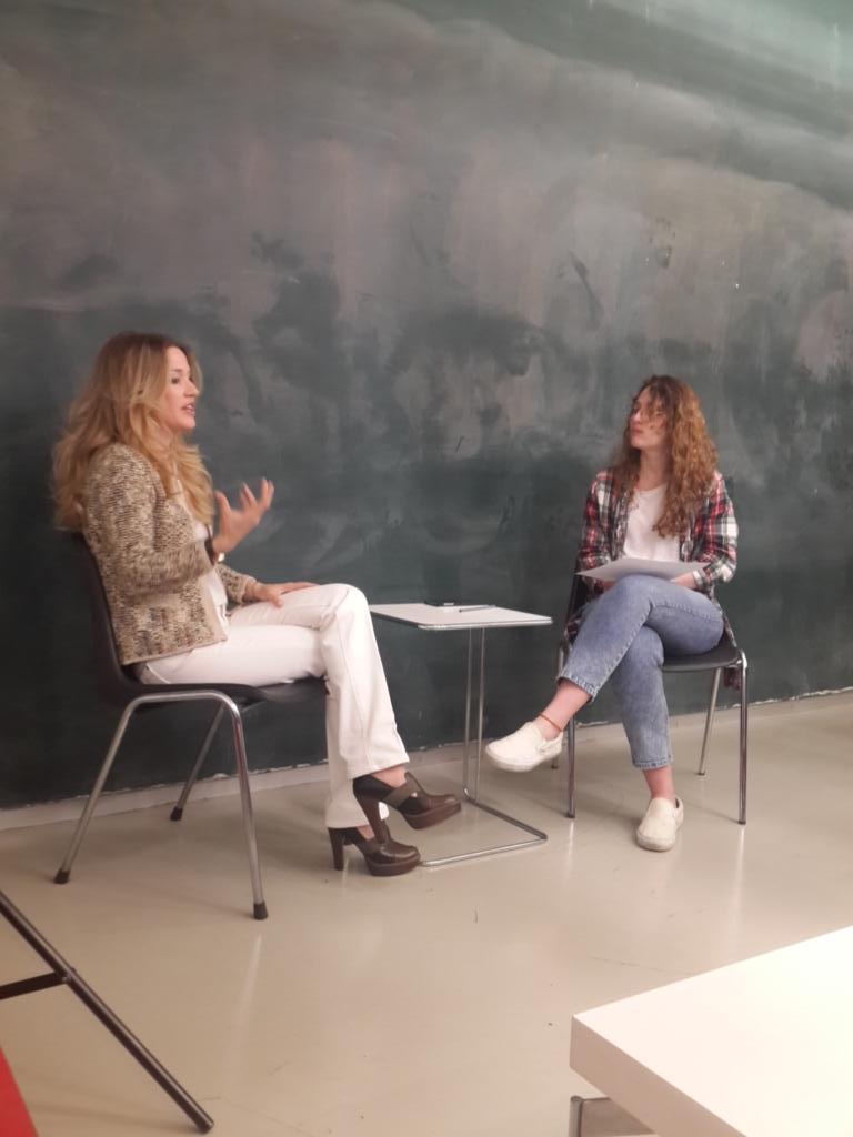 Röp-Art bugünün ilk konuğu İdil Hazan Kohen ile başladı!! <a href="/ifbilgi/">BİLGİ İletişim Fakültesi</a> <a href="/BiLGiOfficial/">İstanbul Bilgi Üniversitesi</a>