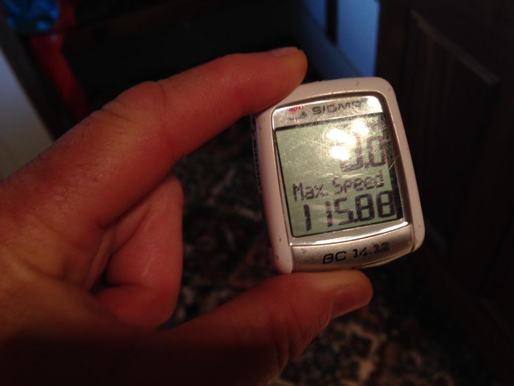 jjpeterberger's tweet image. Gear failure or was I really going that fast? #biketouringOZ #tasmania #reallyfast