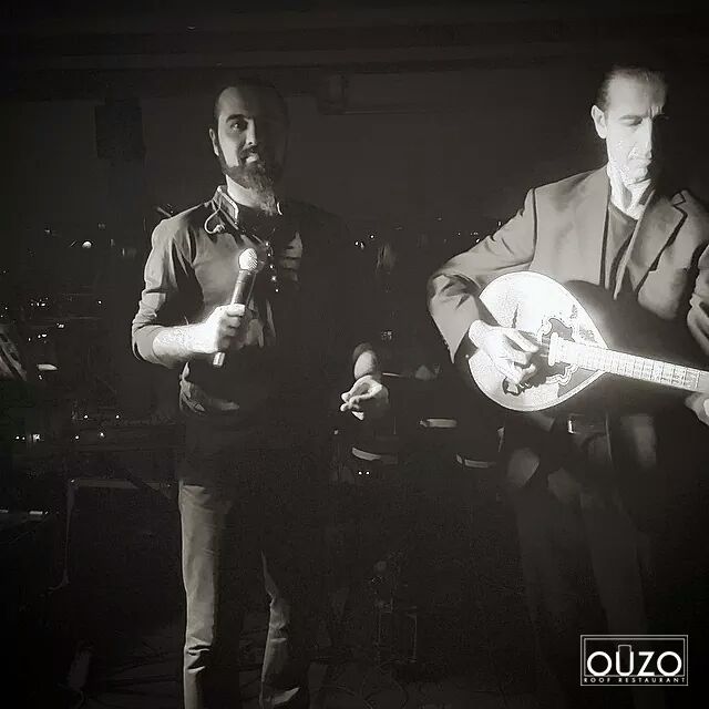 OuzoRoof's tweet photo. Ünlü müzisyen Yorgo şarkıları ve danslarıyla bu hafta cuma günü bizlerle!  #ouzoroof #yorgo #greekmusic http://t.co/9gpXh3DOG0