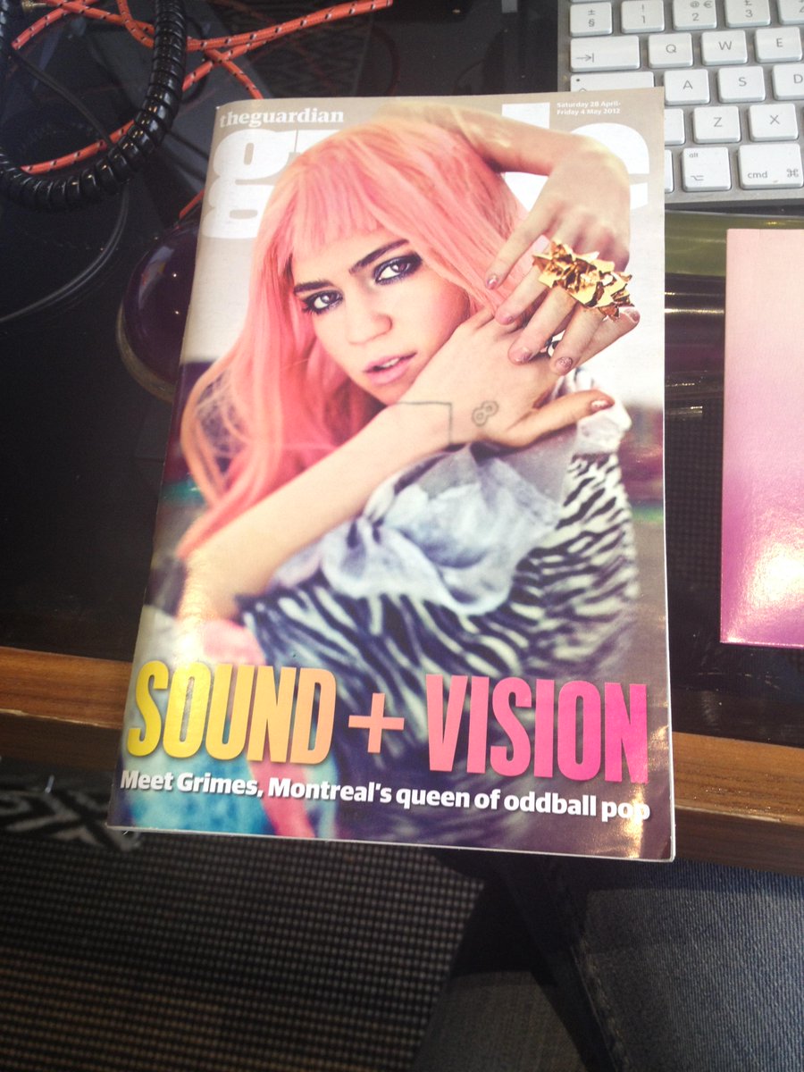 themusic_circle's tweet photo. Day 9: Who fancies dressing up like @Grimezsz? We have two of Grimes beautiful wigs for sale at #RITJ4 http://t.co/vSRyWALAdS