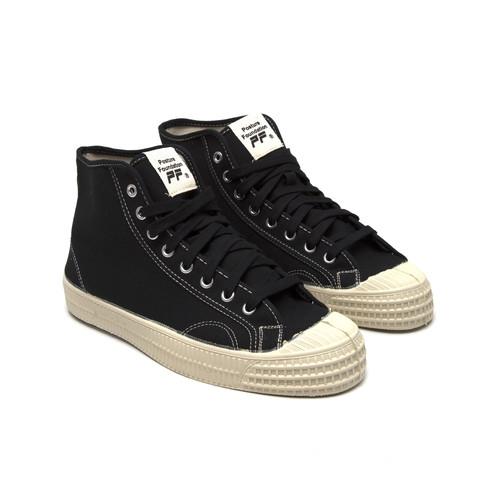 SmithAbrahams's tweet image. Vintage @pfflyers Mono High, made in the USA for superior quality, now available at S &amp;amp; A

store.smithandabrahams.co.za/collections/pf…