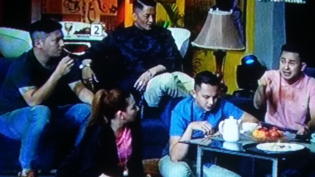 smawati11's tweet photo. @daratista_inul w/ @Rina_Nose @ramzi_tebe @dhikacungkring @gadiiing dkk at #SoSempruuul @RinaNoseFans @FansRamzi http://t.co/NLmSi8quqH
