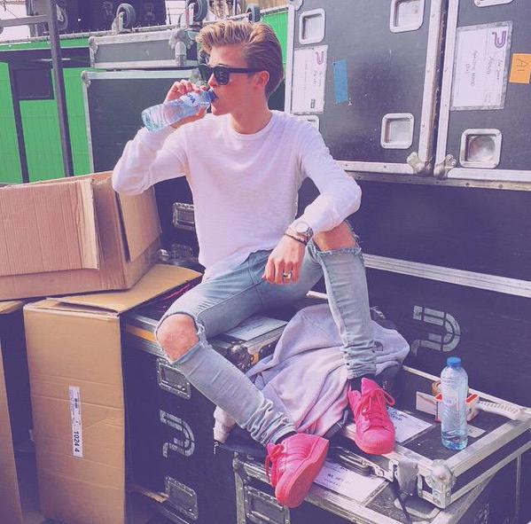 az_braviour's tweet photo. What do you think? @KAJVANDERVOORT http://t.co/maPJSux6VB