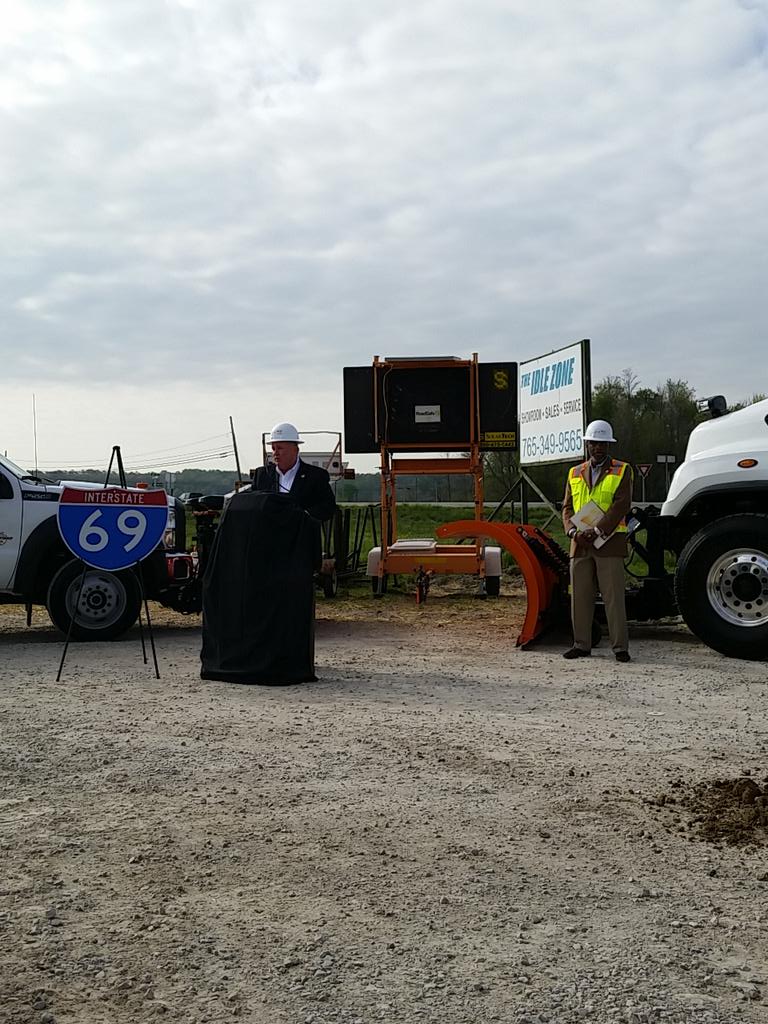 aashtospeaks's tweet photo. RT @INDOTSoutheast: Deputy Commissioner Jim Stark marks the start of #I69Section5 construction #finishwhatyoustart http://t.co/xggjnXvVi9