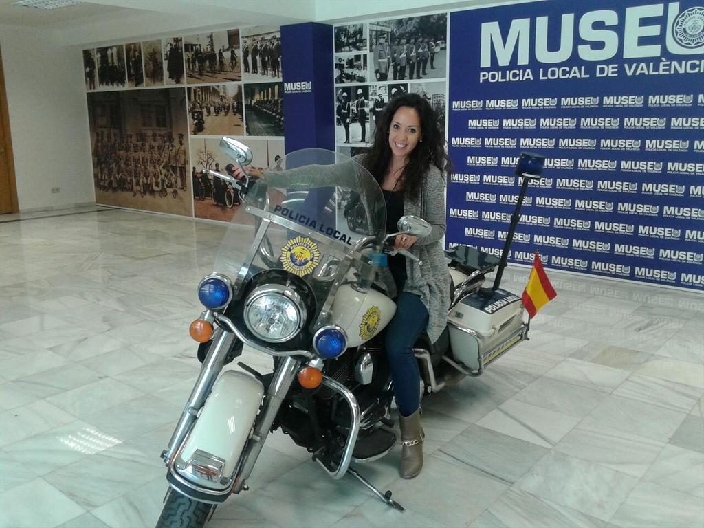KatiaBalles's tweet photo. Mañana de prácticas #motorizada http://t.co/bAQGjBF9Cq