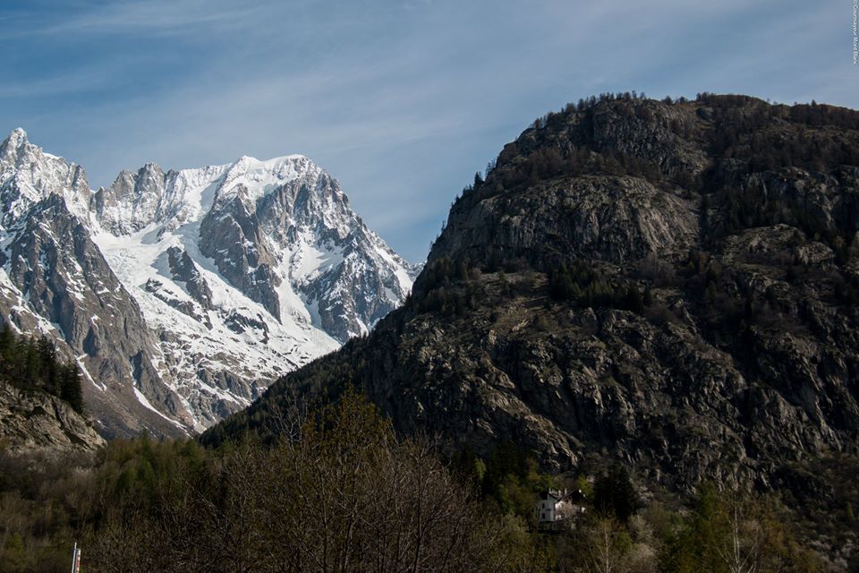 CourmayeurMontB's tweet image. #Spring15 in #Courmayeur Dolonne e La Villette La bellezza dei nostri villaggi tutto l'anno :D goo.gl/I9Kg3v