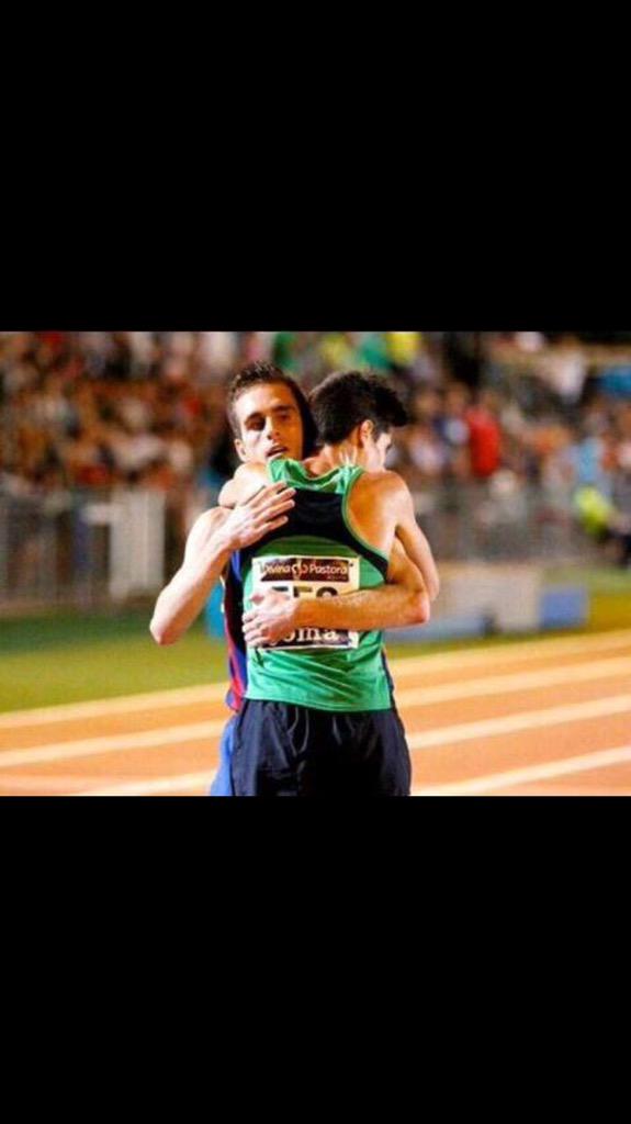 RoberAlaiz's tweet photo. En estos momentos es cuando sabes que vale la pena intentarlo. Seguiremos trabajando como hasta ahora. Fe ciega http://t.co/pUGbi1s0BY