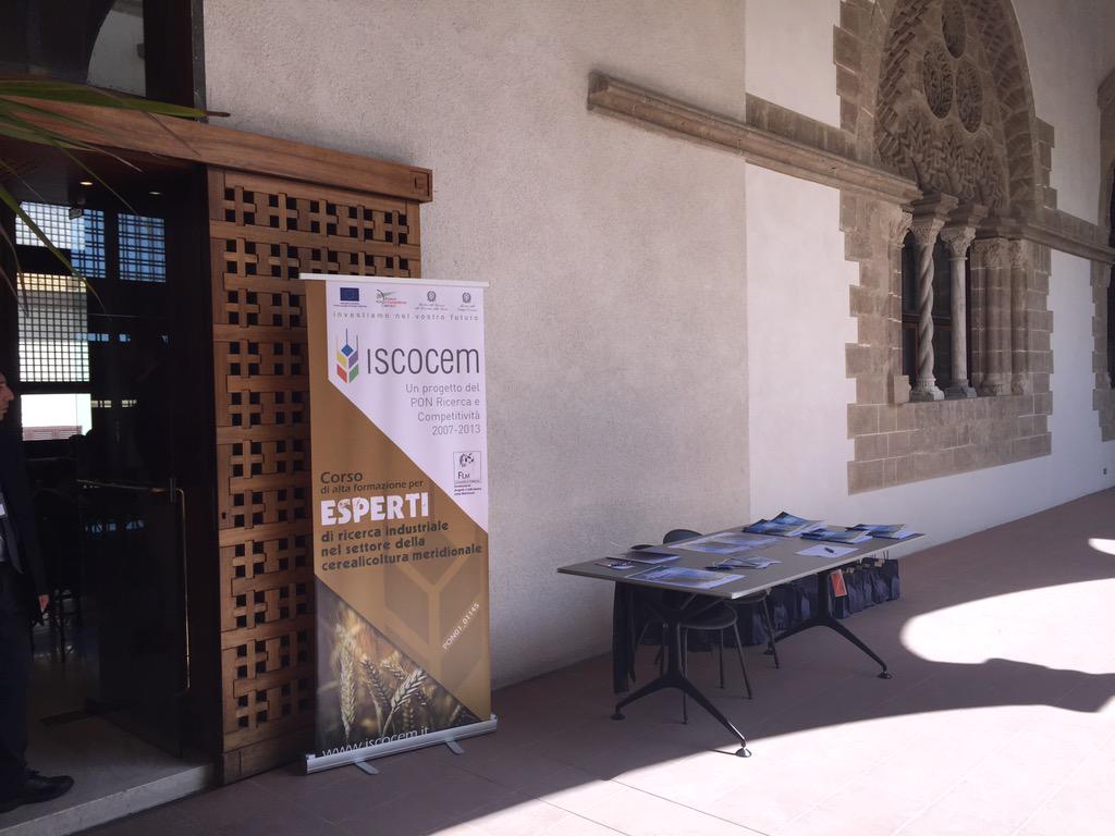 AlloSteri's tweet photo. #esperti #Unipa http://t.co/UEeElbwV29
