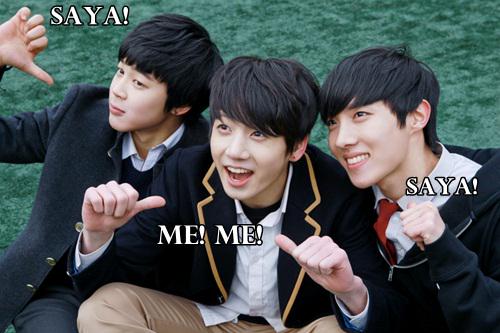 bestnyeKPOP's tweet photo. cikgu : Siapa nak balik awal hari ni?

Me:
Kawan-kawan:
Budak kelas sebelah:
Budak sekolah sebelah:
universe: http://t.co/2bBXeOyRQl
