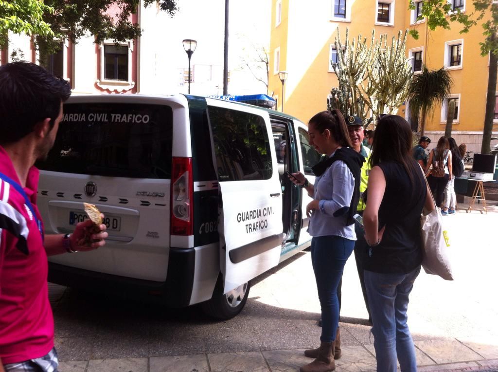 ericcamposm's tweet photo. @guardiacivil bonita exposición en la Facultad de Derecho, UMU. http://t.co/0n80QV5yA7