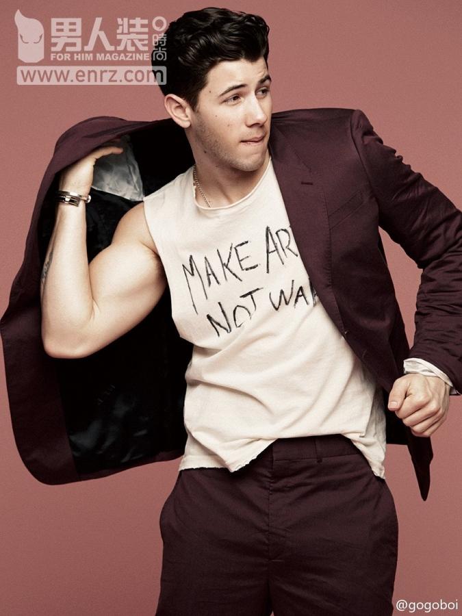 idaajonas's tweet photo. more pics of nick for #ForHimMagazine #photoshoot #hot #nickjonas http://t.co/IYxYeJhhPo