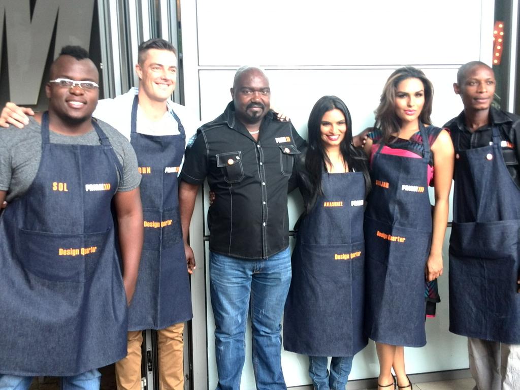 PrimiPiattiDQ's tweet photo. Lunch is served! @avashneevandiar @solphenduka @MrSAJohnOwens @Shajar_K at our @cotlands #ServeForACause http://t.co/1gOpc6LtJC