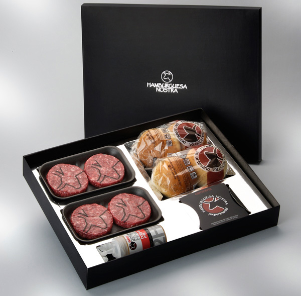 hamburguesanost's tweet photo. ¿Buscas un detalle para el #DíadelaMadre? Te proponemos esta caja regalo para q le prepares unas ricas #hamburguesas http://t.co/bkpPaK5FZh