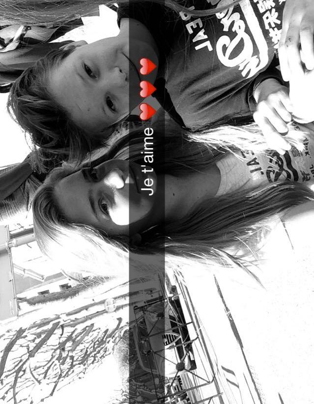 janemautin's tweet photo. Ma vie , mon amour je t'aime plus que tout ❤️❤️™™💏 http://t.co/4YqrmAe9zl
