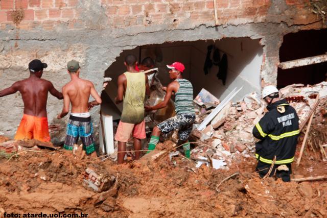 InformeRJO's tweet photo. #SOSSALVADOR - Vamos ajudar aos desabrigados de Salvador! Veja + na fan page do @InformeRJO  https://t.co/ZYfPEVS0E0
http://t.co/vWI49wd1RT