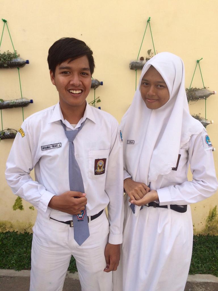 OSIS_SMANTIGDA's tweet photo. Peserta Miss Mass Smantigda dari kelas 4 MIA 7.. :) Silahkan di voting.. :) http://t.co/wiUdfzaXxi