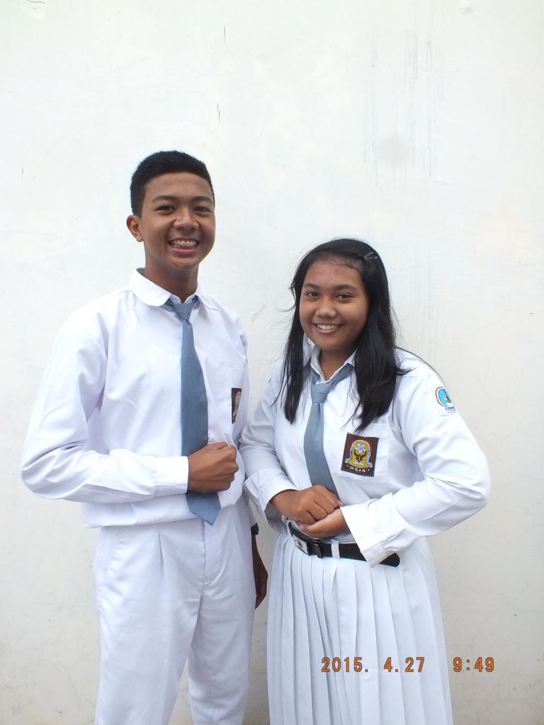 OSIS_SMANTIGDA's tweet photo. Peserta Miss Mass Smantigda dari kelas 2 MIA 2.. :) Silahkan di voting.. :) http://t.co/U6ZWk9KYrO