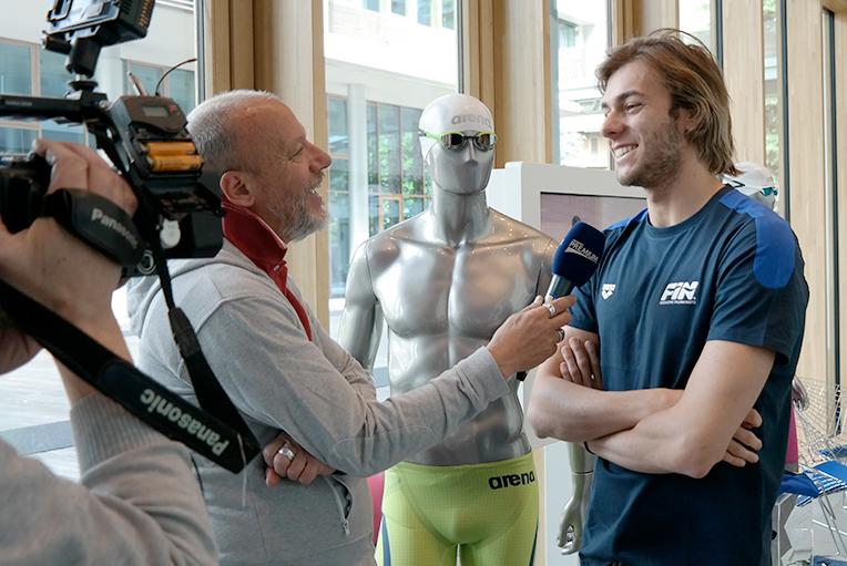bursonitaly's tweet photo. Il giovane nuotatore Gregorio Paltrinieri ospite al Press Day ARENA #arenaitalia #flytoadream @greg_palt http://t.co/H9dLjTxrjH