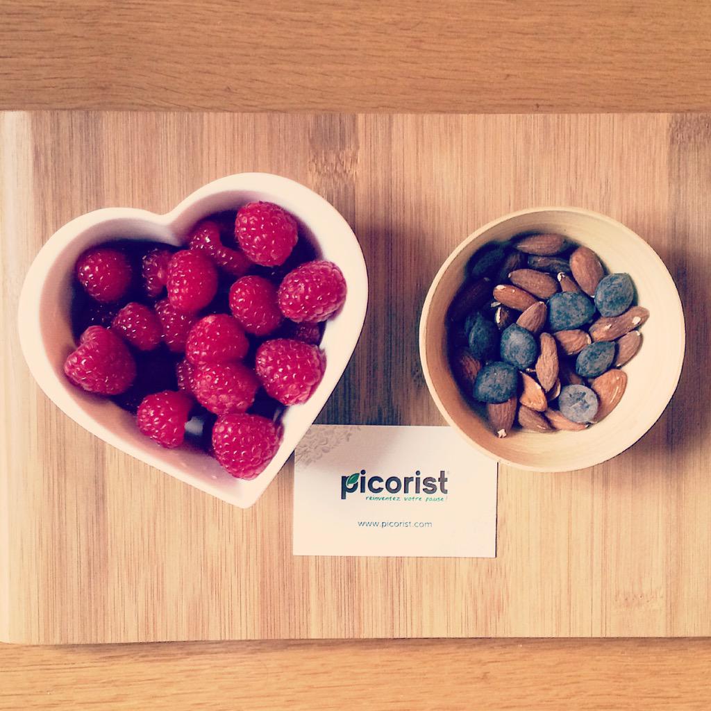 Picorist's tweet photo. Quelques idées de #snacks #healthy testées et approuvées chez @Picorist ces derniers jours ! #yummy #natural #gouter http://t.co/e8Duu3S3im