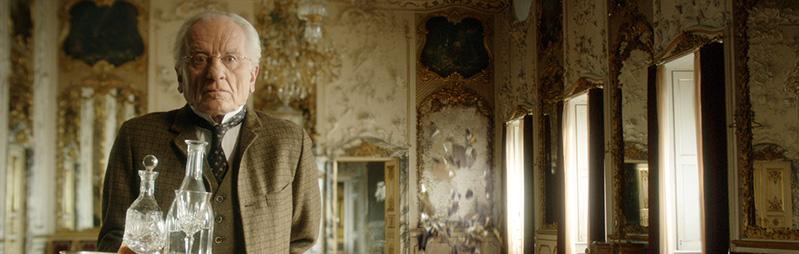 Shotbreakdown of shattering mirror simulation in C4D
fuchsundvogel.de/blog/2015-04-2…
#cinema4d #vrayforc4d #VFX #Nitroblast