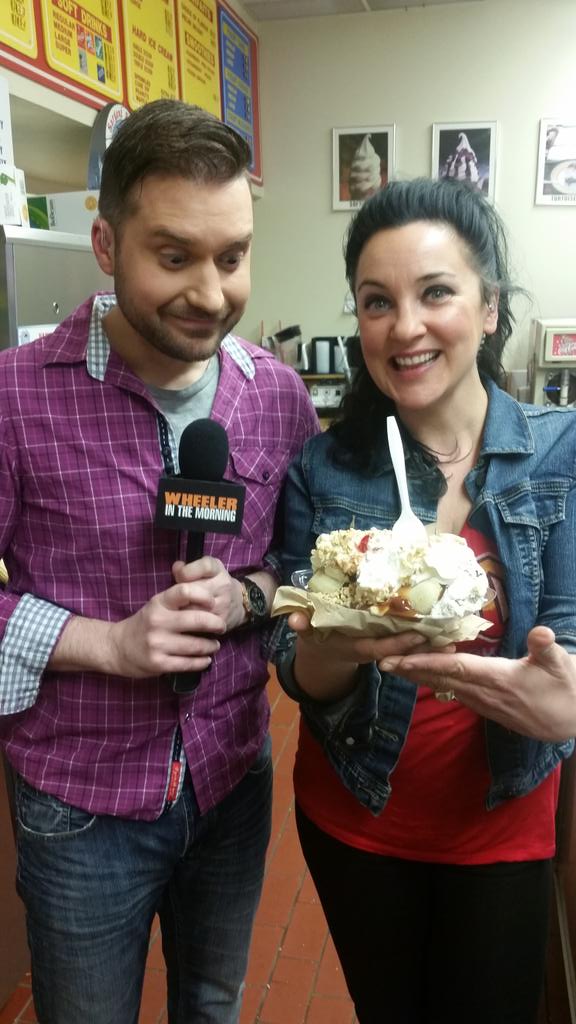sargentsundae's tweet photo. Loving this monster sized banana split @WheelerintheAM #wheelerinthemorning http://t.co/xBfZEfSnqa