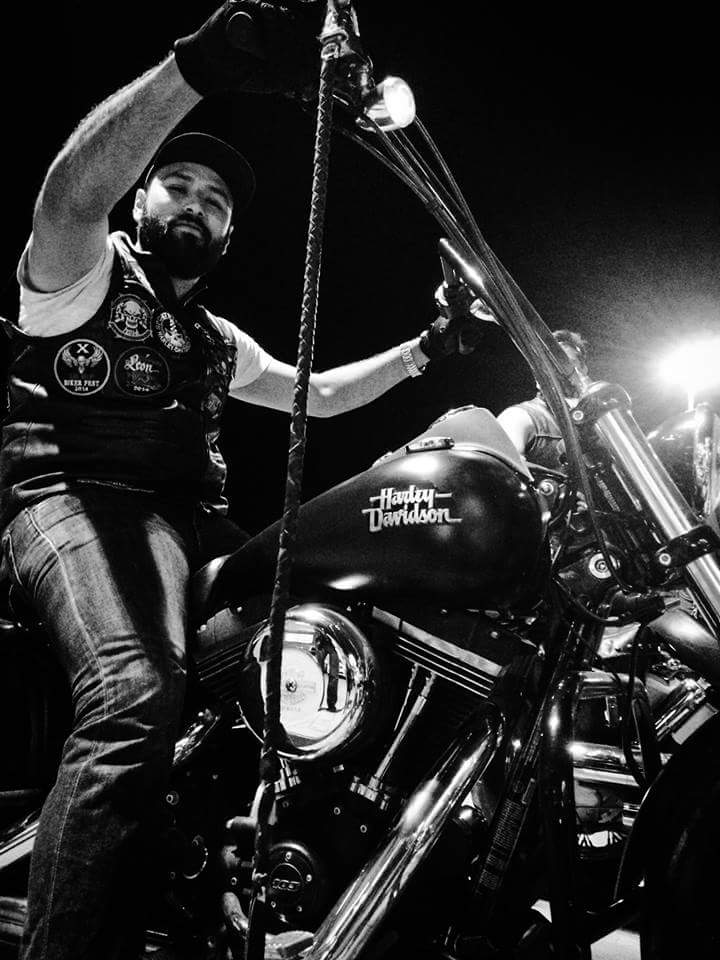ChristianJz's tweet photo. #HarleyDavidson #streetbob #rebelsmc #rorrosmc #sinvergüenzasmc http://t.co/yvyrdJjjTi