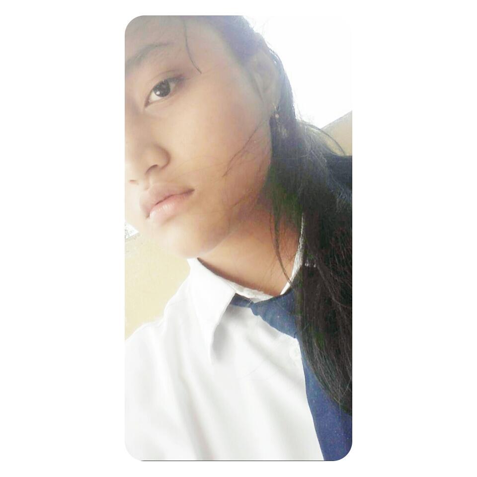 aprita_iga's tweet photo. Udah stres kayaknya gua ini😝😅😩 http://t.co/qKnlHa0pCG