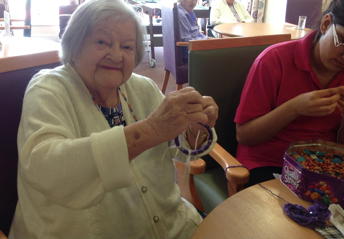 Springhill_Care's tweet photo. Catch a dream! #SpringhillCareHome #Dreamcatcher #ResidentsActivities http://t.co/40KH5OF5jQ http://t.co/KGH6Ktv6od