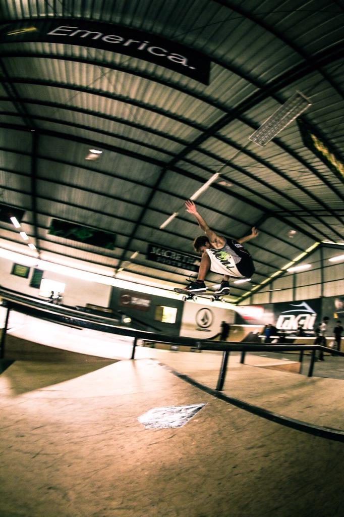 up2me_crew's tweet photo. モーションスケートパークinBALI
RNIC… http://t.co/Pl3J8BWNm2