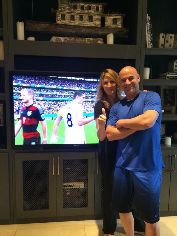 Happy Bday Andre! & Steffi Graf maybe 2 of biggest celeb sports fans - and there\s a lot.  