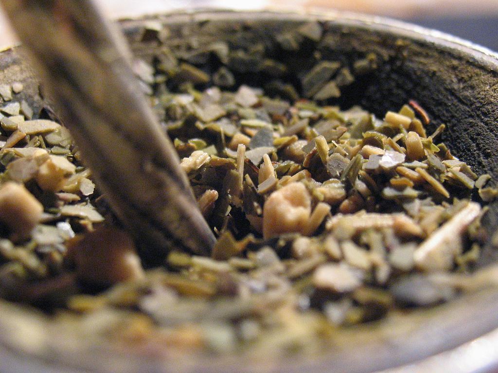 LeonSanchezA4pX's tweet photo. 5 plantes minceur pour maigrir naturellement http://t.co/wyJJb7Php4 http://t.co/3uEgWeNZ22
