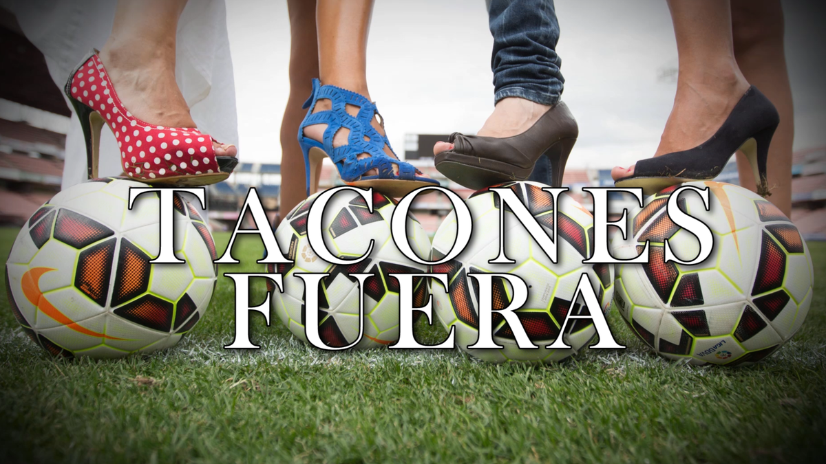 Granada9TV's tweet photo. Y las tertulia de moda #TaconesFuera con @teresamartinb, @MJMesaOlea y #VasArco.
Desde las 22:25. #GCFTV http://t.co/1xFAPJ7l1S