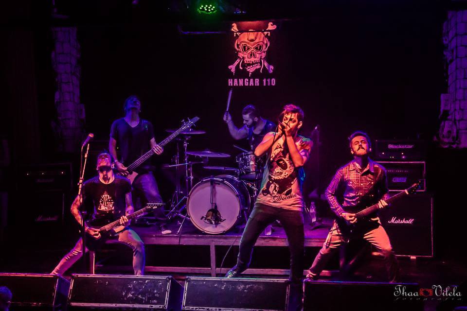 SaaraSubmerso's tweet photo. Sobre domingo no Hangar 110,obrigado a todo mundo que foi,aos amigos,bandas e produtores envolvidos! underground VIVE http://t.co/FqCmsQv4iA