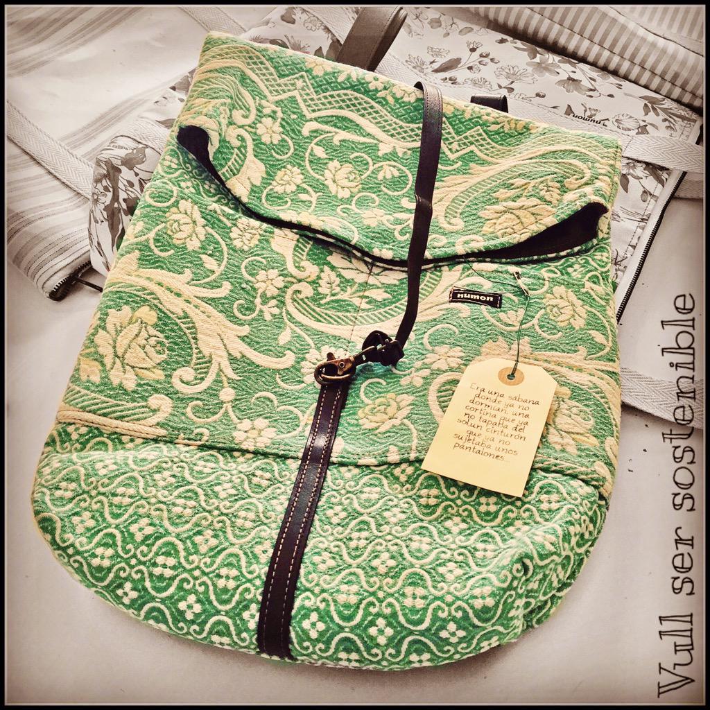 vullsersoste's tweet photo. 🌴🌺🐳🌏 #Numon #Barcelona; #bolsos y #complementos #veganos #hechoamano con materiales reciclados, reutilizados http://t.co/s4LMp18f8L