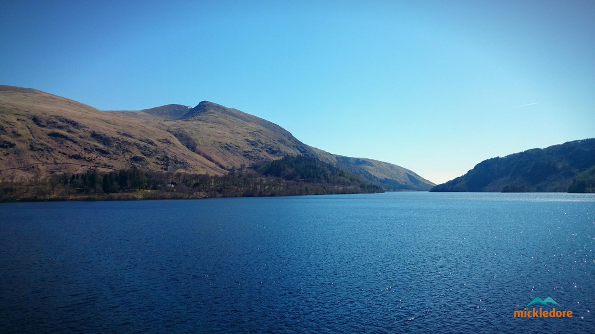 walkingcycling's tweet photo. #browncove over #thirlemere just over a week ago #whenitwaswarm @CumbriaWeather @CastleriggHall @georgefisheruk http://t.co/1rR5CA4tdf