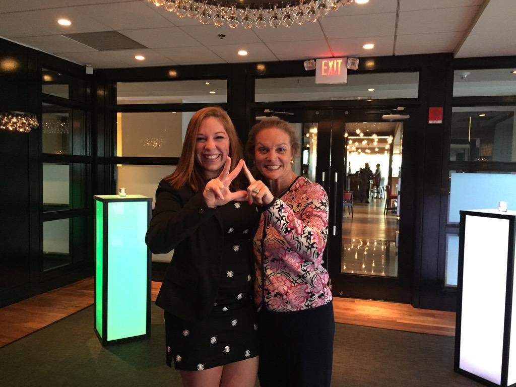 AlexxSchlieder's tweet photo. @KappaDeltaHQ so happy to be lobbying beside National president Beth Langford #passCHIA http://t.co/BT0FJGEY0E
